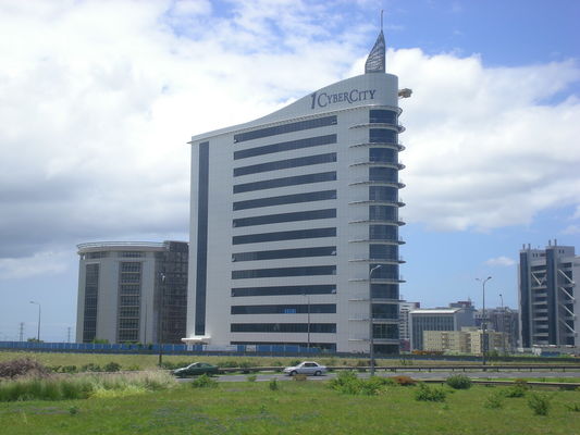 แผ่นขัดซาตินแบบฟรีแอนตี้สเตท ผู้ผลิต